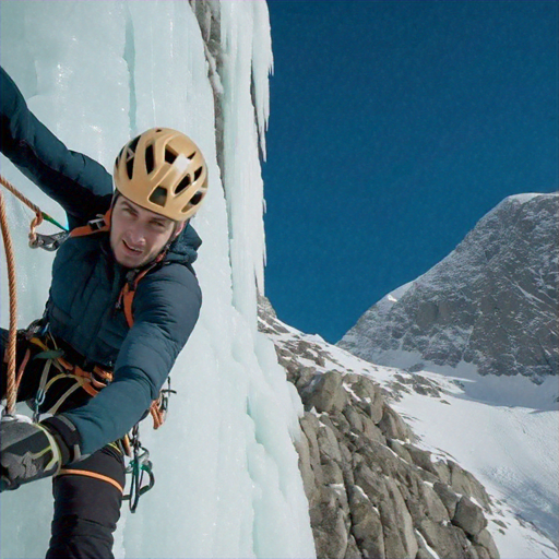 Conquering the Ice: A Climber’s Determination on a Snowy Peak